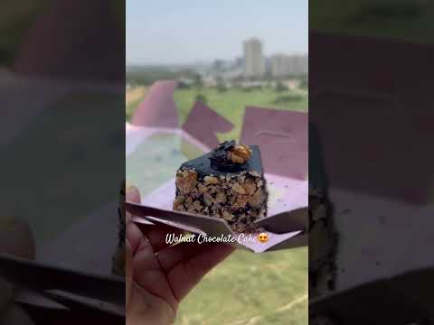 #chocolatecake #cake #cakes #desserts #chocolates #chocolatelover #cakelover #shorts #ytshorts 😍🤎