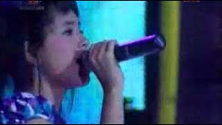 Download lagu Williana Mamamia 2008 (Wizzy) mp3 Download lagu Williana Mamamia 2008 (Wizzy) mp3