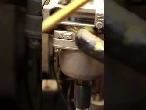 Simple Check On A Surging Carburetor #baldeagle242