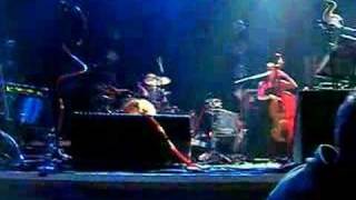 The Guillemots-Made-up Lovesong #43 live @Brighton Dome May