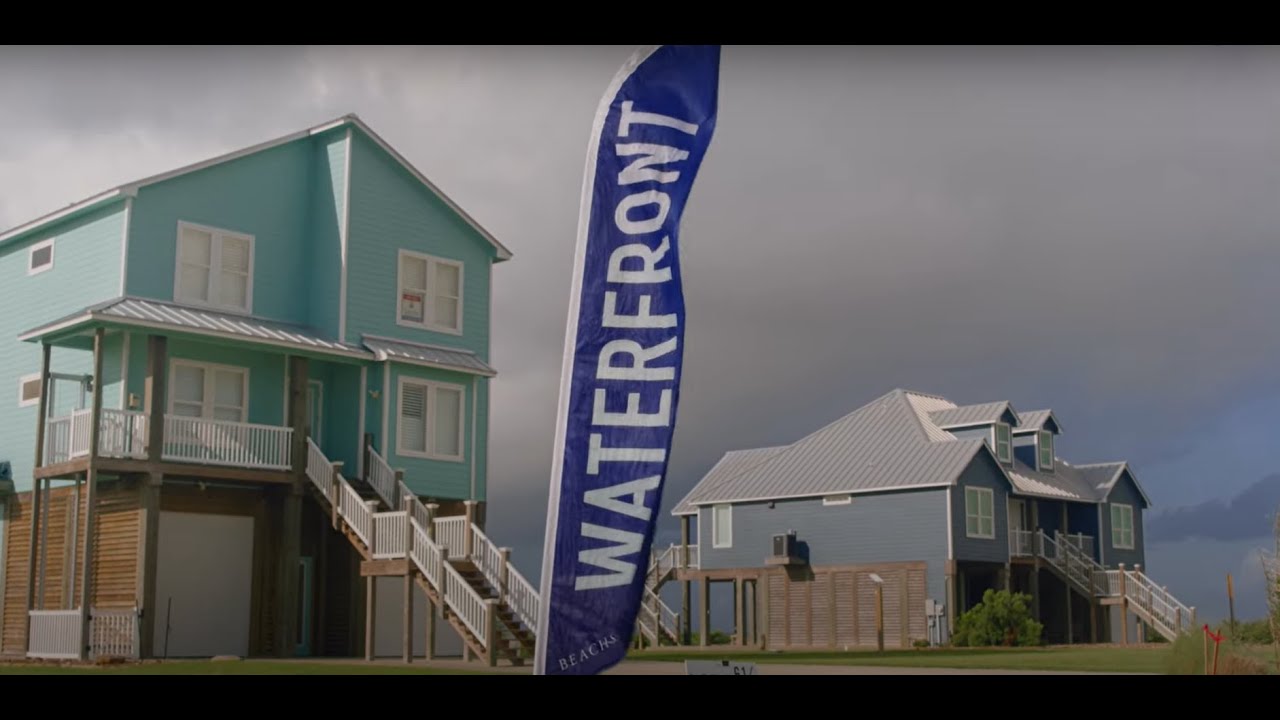 Beachside Property Is Within Reach!