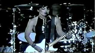 Joan Jett - Don&#39;t Surrender ( LIVE ) 1991