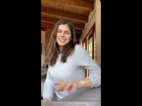 Alexandra Daddario Selfie