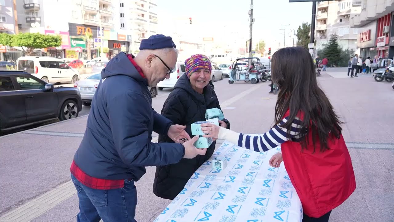 MERSİN BÜYÜKŞEHİR’DEN MİRAÇ KANDİLİ’NDE 15 BİN KANDİL SİMİDİ İKRAMI…