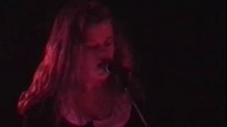 Babes in Toyland - Catatonic (live 1991)