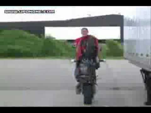 Atraksi Motorcycle Stunts