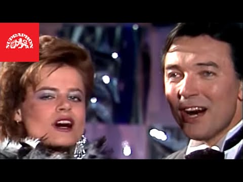 Karel Gott & Sylva Schneiderová - Párkrát mlčet (oficiální video)