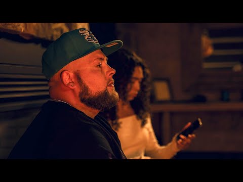 Kevin Clouds - Giving Up (ft. Arline) [Official Video]