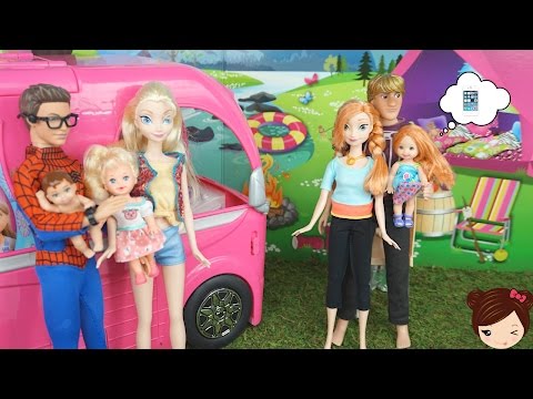 Los Bebes de Elsa Spiderman Ana de  Campamento en Autocaravana de Barbie Video