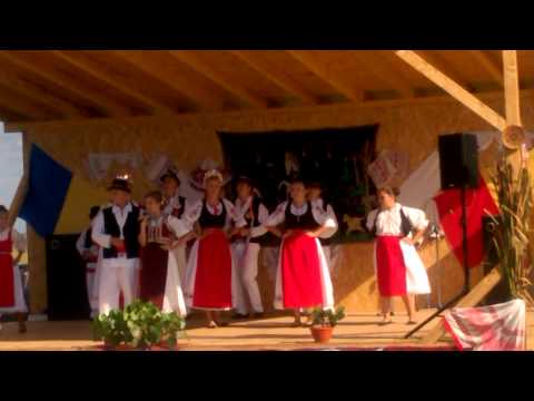 ANDREEA CHERELUSAN - MAMA IN SAT O INCEPUT JOCUL - RUGA DE LA ALUNIS 2015 - WP 20150906 16 22 17 Pro