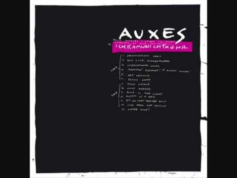 Auxes - Art criticism