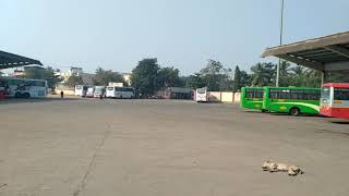 preview picture of video 'KSRTC Davanagere bus stand early morning visuals'
