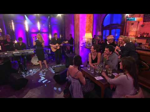 Barbara Schöneberger singt "Männer muss man loben" | Kims Klub | MDR