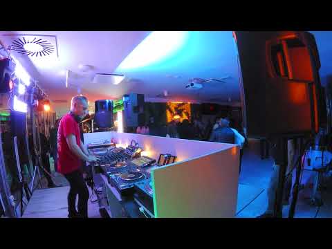 Heroes of House 001 - Chriss Ronson - 2025.11.15 - Tortuga Bar - Dunaújváros