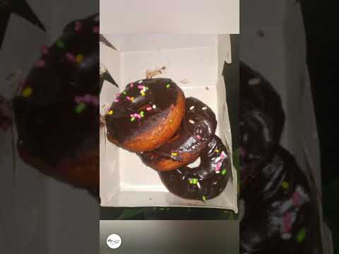 Chocolate 🍩 Donut's | Sunaina's Recipes | #Sunainasrecipes #Shorts #Donuts #Sunaina #chocolate