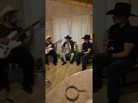 Grupo TRUENO..Tricao Malal.Nqn.Argentina😉