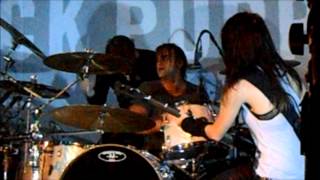 Sick Puppies - Nothing Really Matters (Live) + Emma's Bass Solo - 8/11/13 [HD]