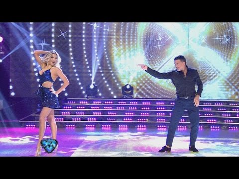 Osvaldo Laport llevó toda su seducción a la pista del Bailando