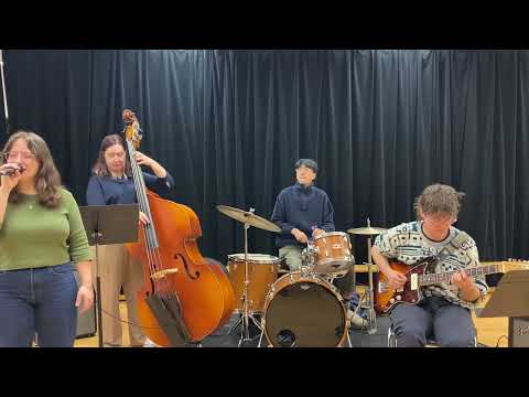 Promotional video thumbnail 3 for Elisabeth Dorion Quartet