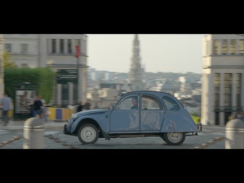 Isten engem úgy segéljen trailer