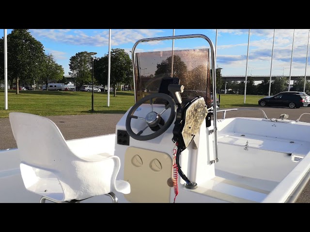 586223 Motorboat Commander 18 Family, Honda 20 hp & boat trailer