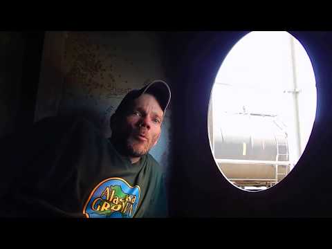 Just hopped on my ride in the Fairbanks, Alaska, yards. (Double-barrel shotgun grainer) ~~~