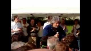 preview picture of video 'Beppe Grillo a Sarego (Vicenza)'