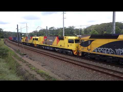 G516 / 3209 / 3215 with Aurizon 1451 - 3/2/18