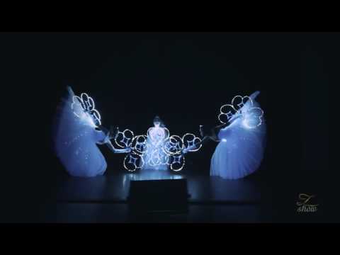 Staňte se součástí unikátní světelné performance!