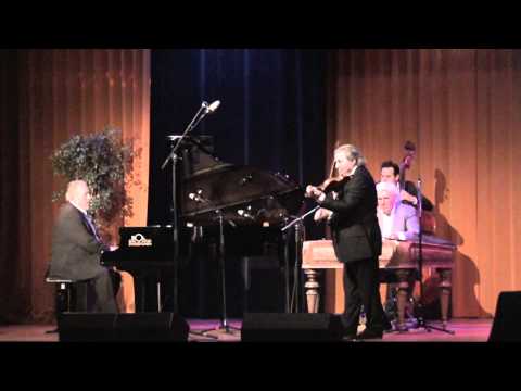 Tata Mirando Ensemble olv Djangela Mirando video 8van10