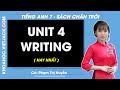 Tiếng Anh Lớp 7 Unit 4: In the picture - Writing | trang 51 | Friends plus - Chân trời sáng tạo