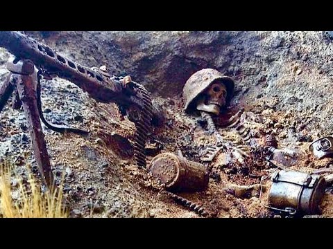 EXCAVATIONS OF GERMAN MACHINE GUNNER'S DUGOUTS, MG MACHINE GUN FOUND / WW2 METAL DETECTING