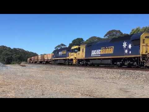 Train 2NY3 Penrose NSW