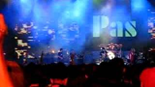 Download lagu Insanity feat Iday mp3