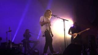 "Belly Side Up" by Matt Corby live in Hollywood 1/26/16