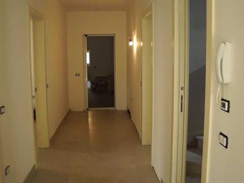 A MIRANDOLA CASA INDIPENDENTE COME NUOVA CON DUE UNITA'