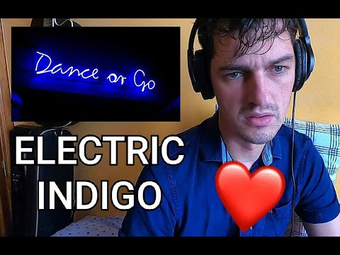 Discovering PAPER KITES - ELECTRIC INDIGO (reaction)