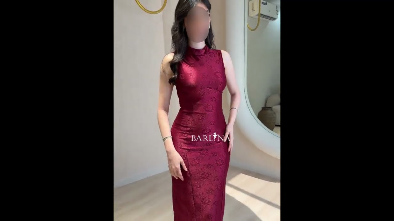 فستان ضيق خمري بسيط بنقشة خفيفة - XXL