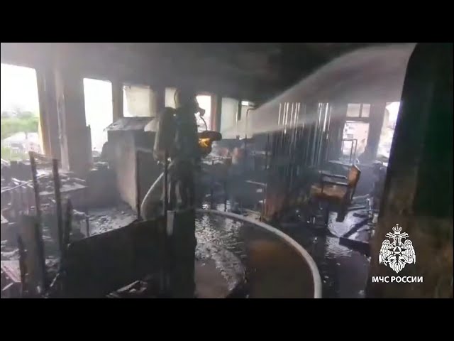 В Братске горел гостиничный комплекс