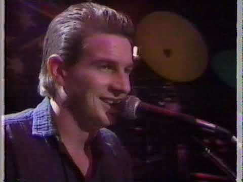 Mental As Anything  (Live Aid) OZ For Africa 1985 (Stereo)