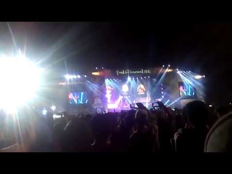 JOTA vs VALLES T - Red Bull Batalla De Los Gallos - Final Internacional Lima Perú 2016