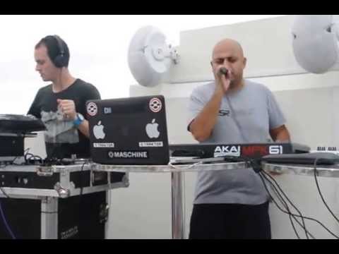 Random Soul "Mysterious" (Richard Earnshaw Vocal - LIVE) at Jay-J & friends Miami 2013