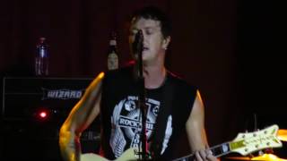 The Living End - &quot;Raise The Alarm&quot; (live)