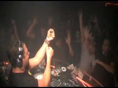 Plump Djs @ T-Break 6th Birthday Party.  Block Club T.A 24.4.2009