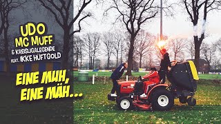 Musik-Video-Miniaturansicht zu Eine Muh, eine Mäh Songtext von Udo Mc Muff, Kreisligalegende & Ikke Hüftgold