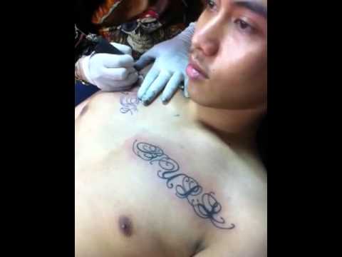 หัวนมขนาดใหญ่บนหน้าอกเล็ก Dasha Pynzar ไม่ผ่าตัดเสริมเต้านม