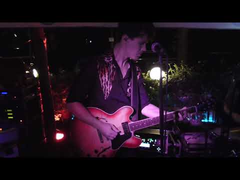 Cagey Strings 2018 im Troja - La Bamba