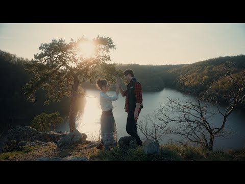KOFE-IN - KOFE-IN feat. KACZI Nalézám tě ve stopách - Official music video