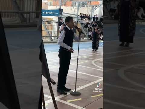 El Triste interpretada de manera extraordinaria por un alumno.