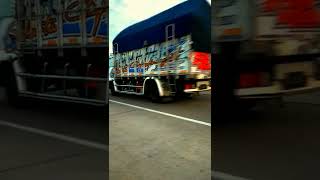 Download lagu story'wa truk oleng di tol KM 294#SHORTS mp3